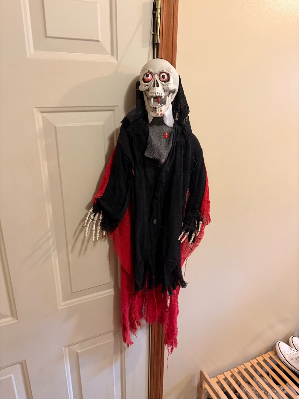 Black and Red Skeleton Ghoul Decor